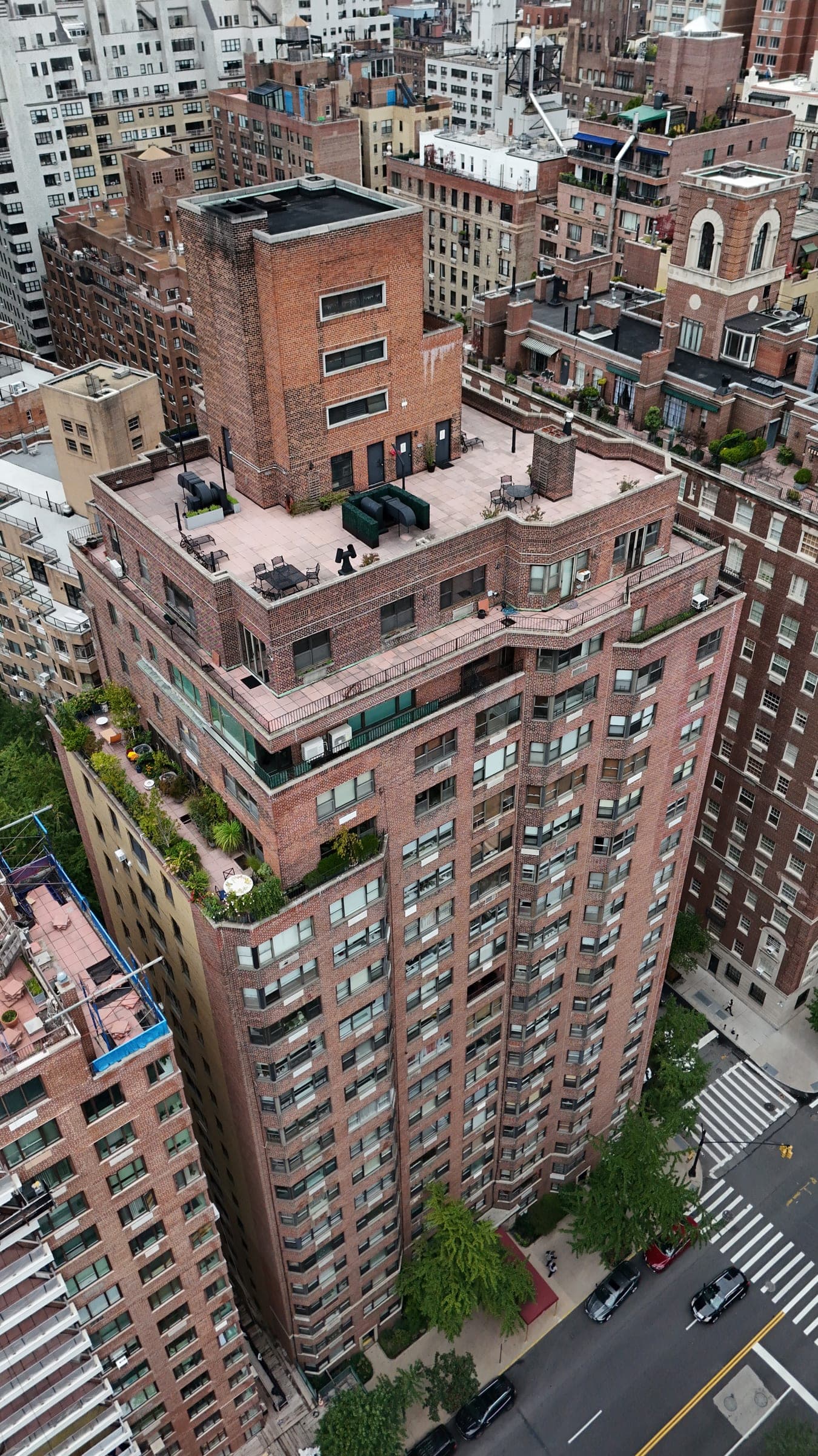 20 Sutton Place South project view 3